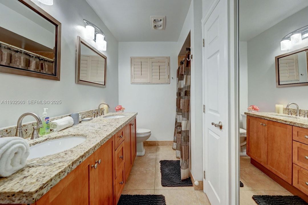 For Sale: $1,099,999 (4 beds, 2 baths, 2127 Square Feet)