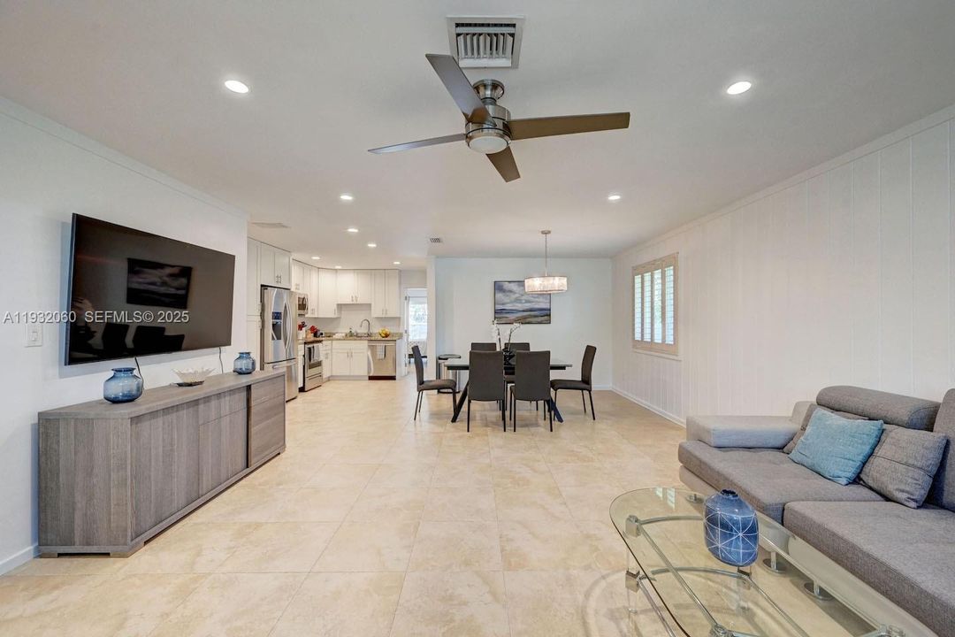 For Sale: $1,099,999 (4 beds, 2 baths, 2127 Square Feet)