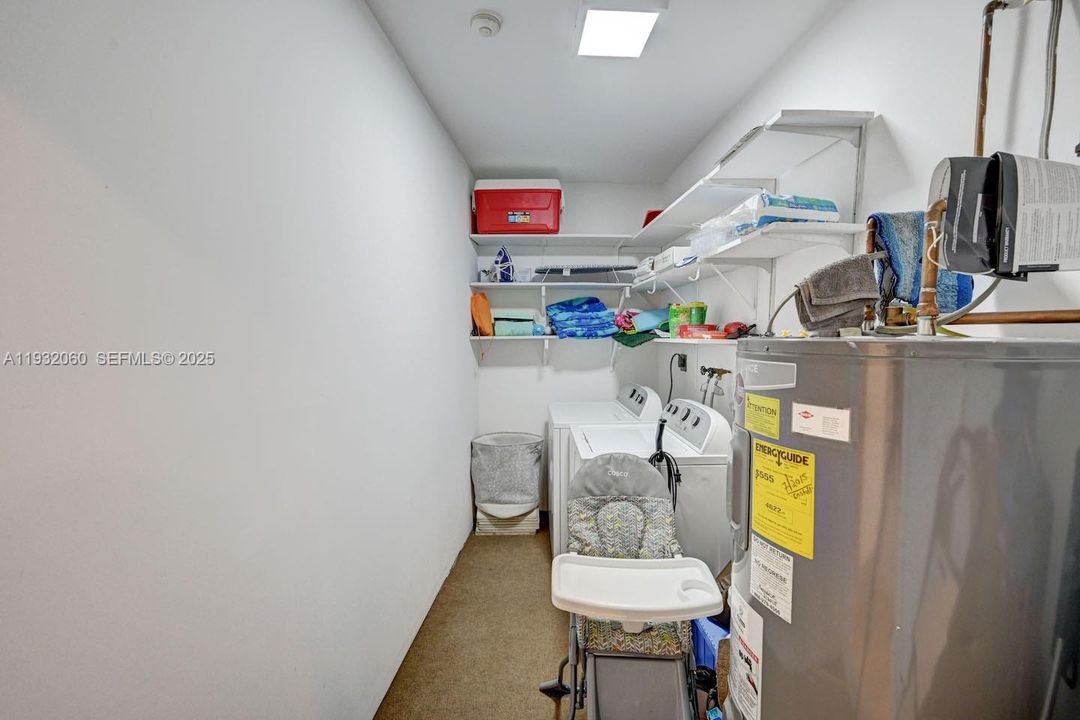 For Sale: $1,099,999 (4 beds, 2 baths, 2127 Square Feet)