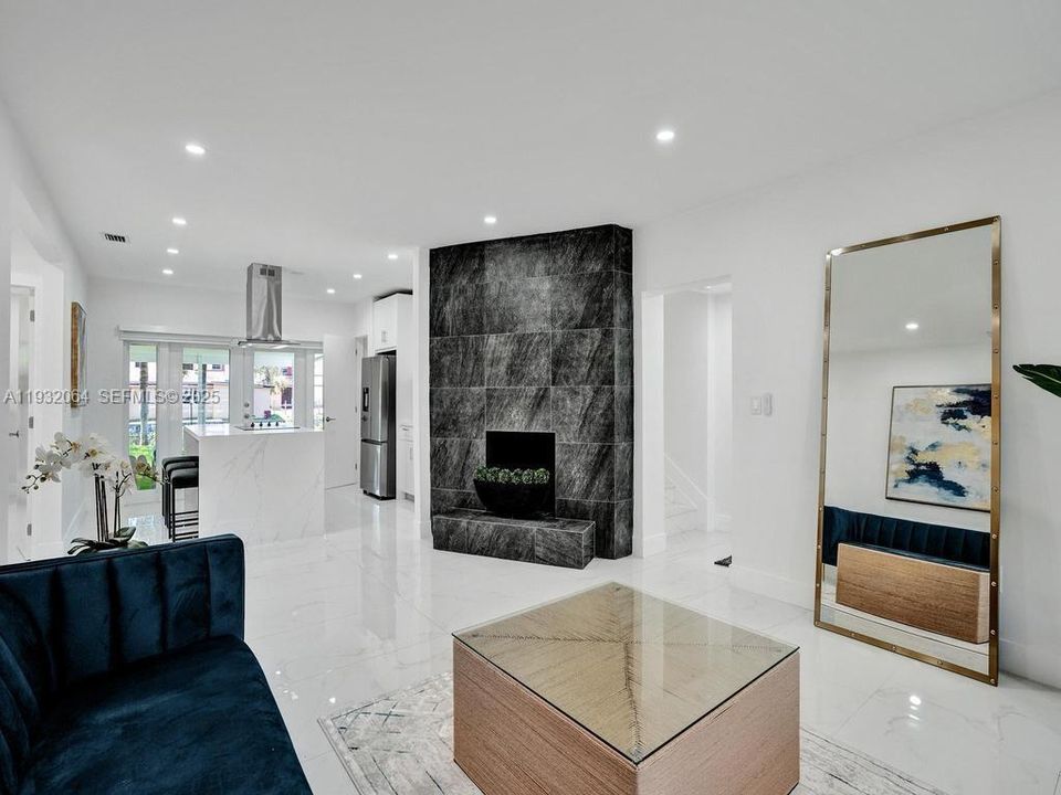 En Renta: $6,500 (4 camas, 2 baños, 1287 Pies cuadrados)