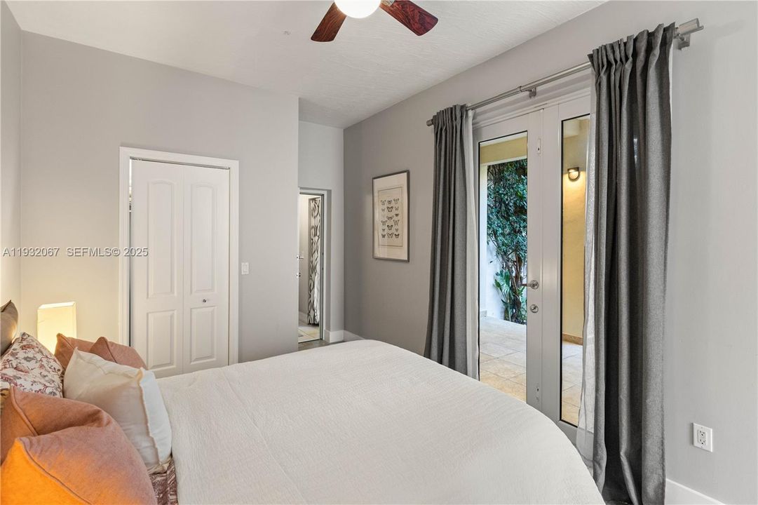 For Sale: $1,840,000 (3 beds, 3 baths, 2472 Square Feet)