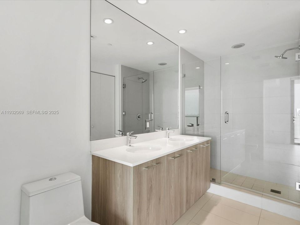 出租: $2,900 (1 贝兹, 1 浴室, 662 平方英尺)