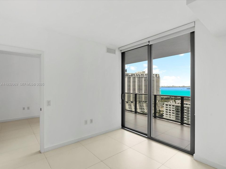 出租: $2,900 (1 贝兹, 1 浴室, 662 平方英尺)