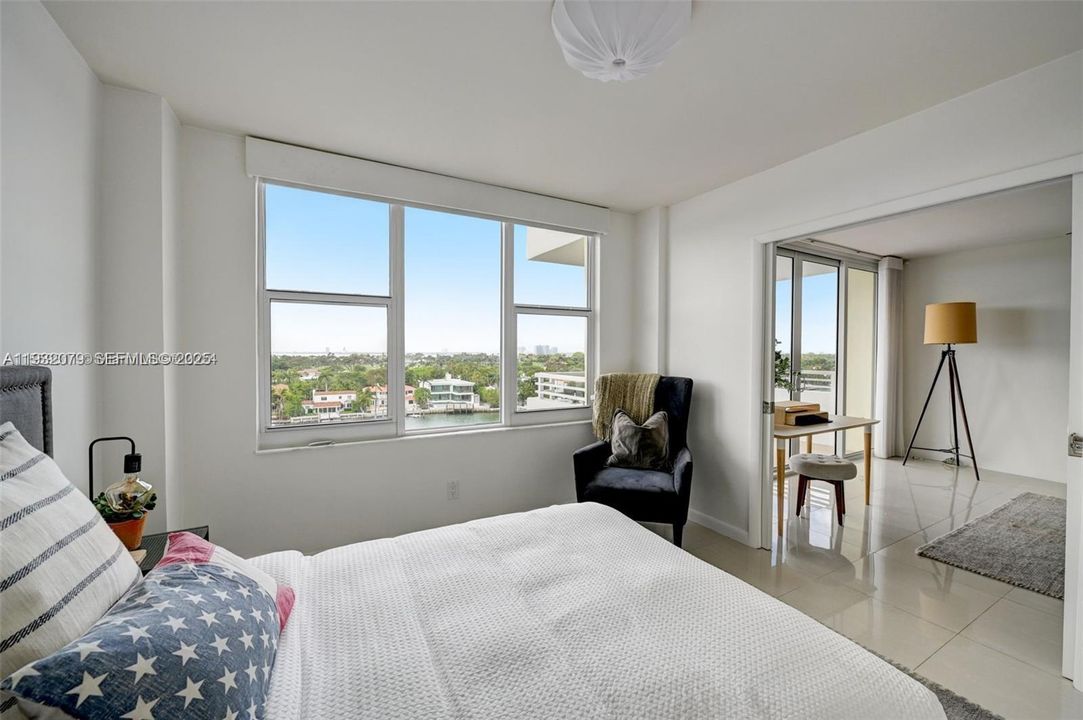 出租: $4,900 (2 贝兹, 2 浴室, 1190 平方英尺)