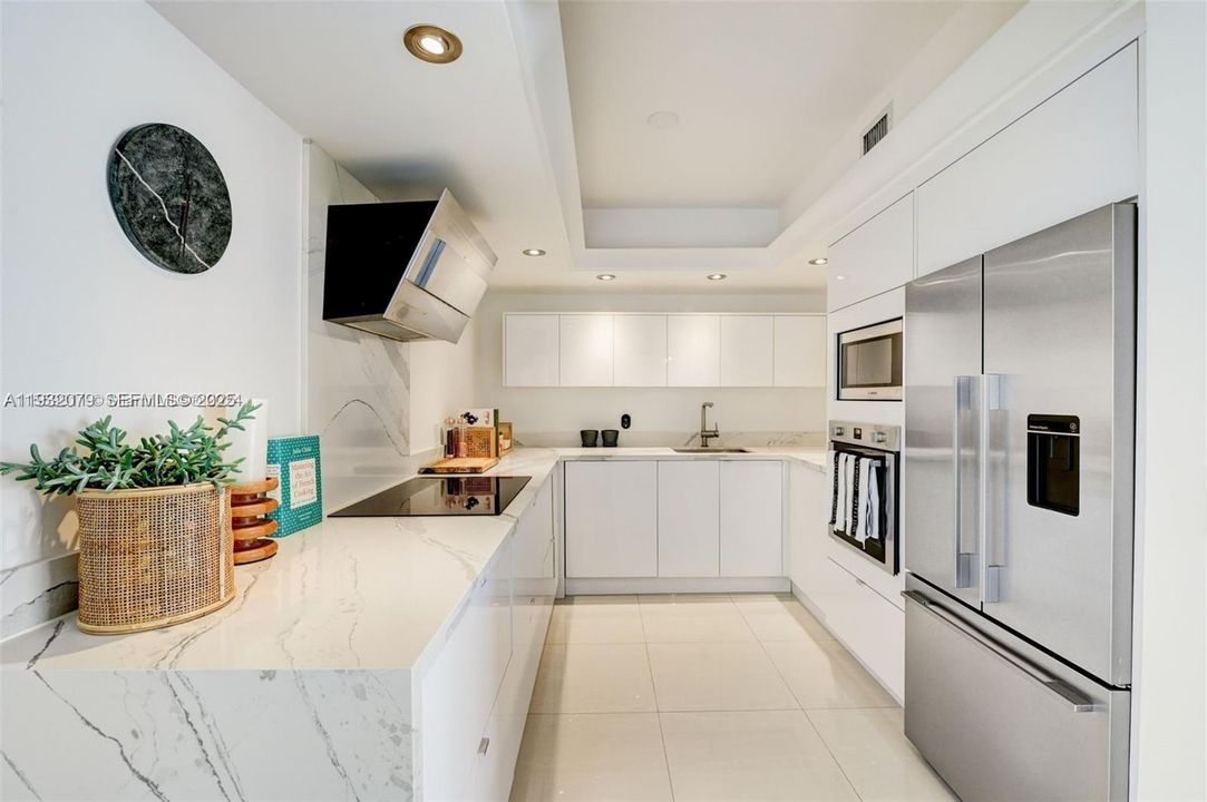 出租: $4,900 (2 贝兹, 2 浴室, 1190 平方英尺)