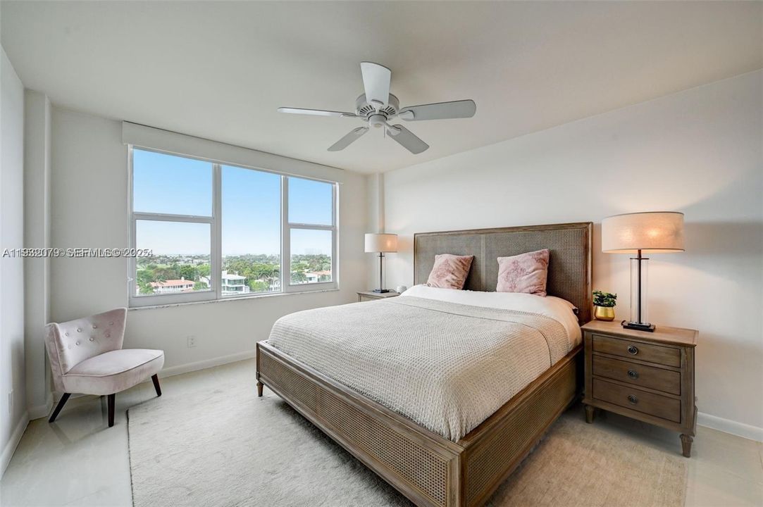 出租: $4,900 (2 贝兹, 2 浴室, 1190 平方英尺)