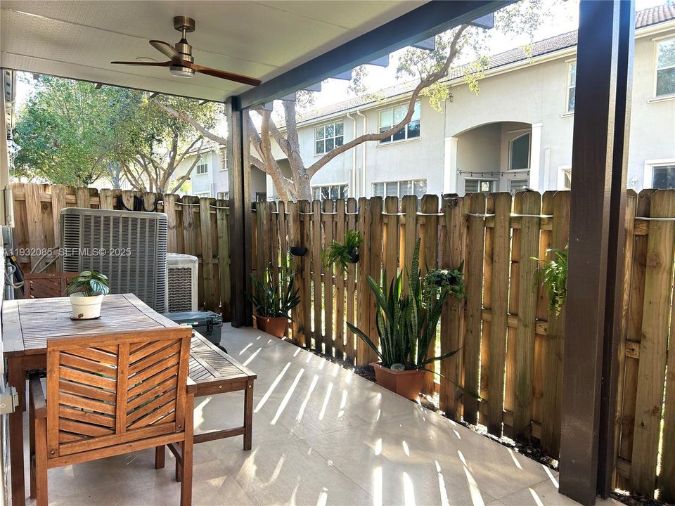 En Renta: $4,200 (3 camas, 2 baños, 2245 Pies cuadrados)