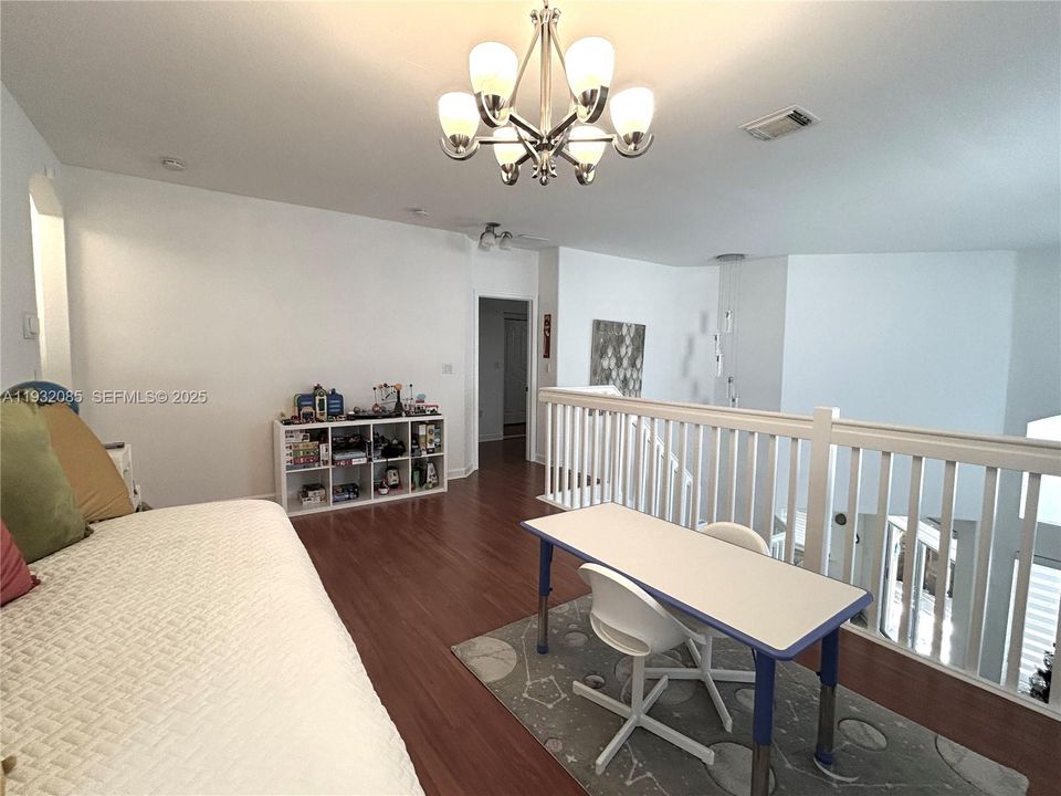 En Renta: $4,200 (3 camas, 2 baños, 2245 Pies cuadrados)