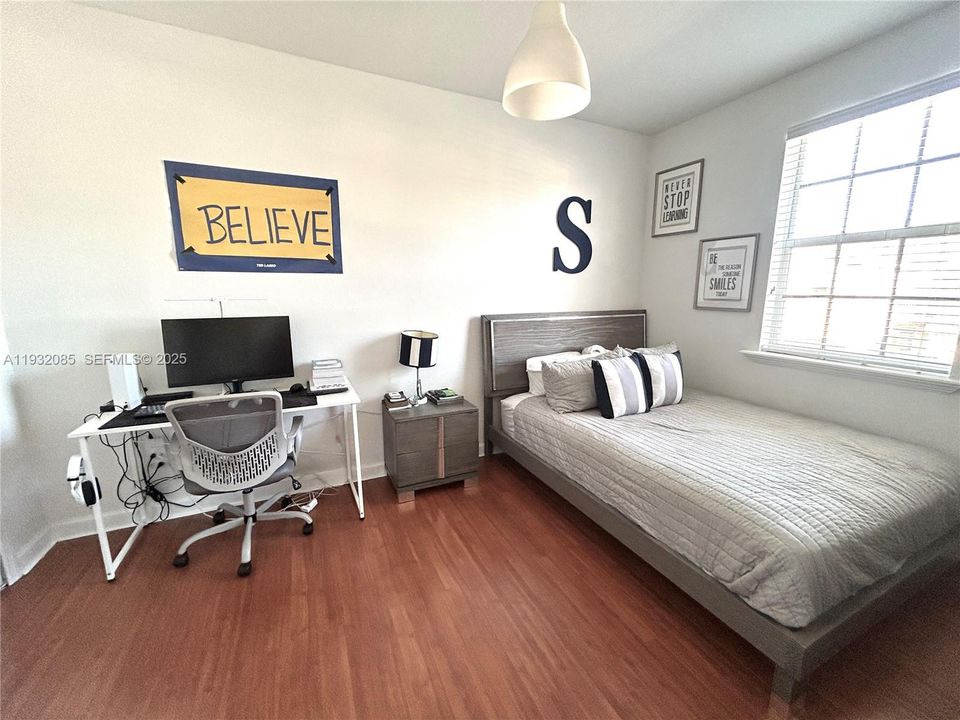 En Renta: $4,200 (3 camas, 2 baños, 2245 Pies cuadrados)