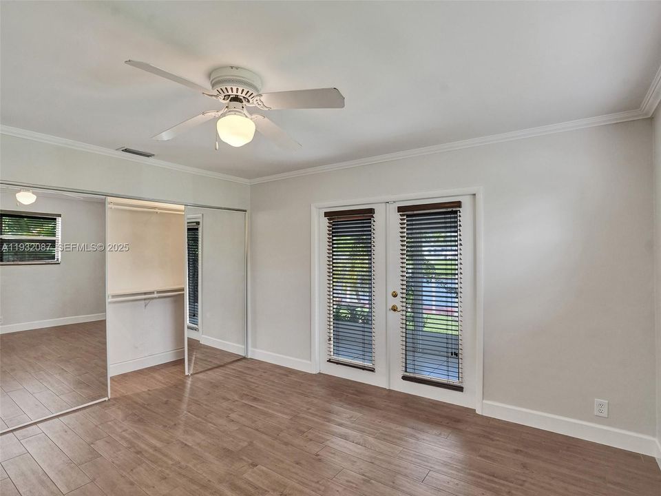 На продажу: $1,050,000 (3 спален, 2 ванн, 1792 Квадратных фут)