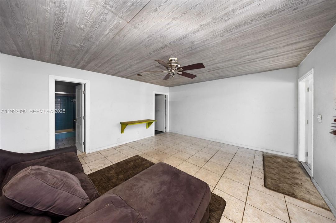 待售: $2,300,000 (0 贝兹, 0 浴室, 0 平方英尺)