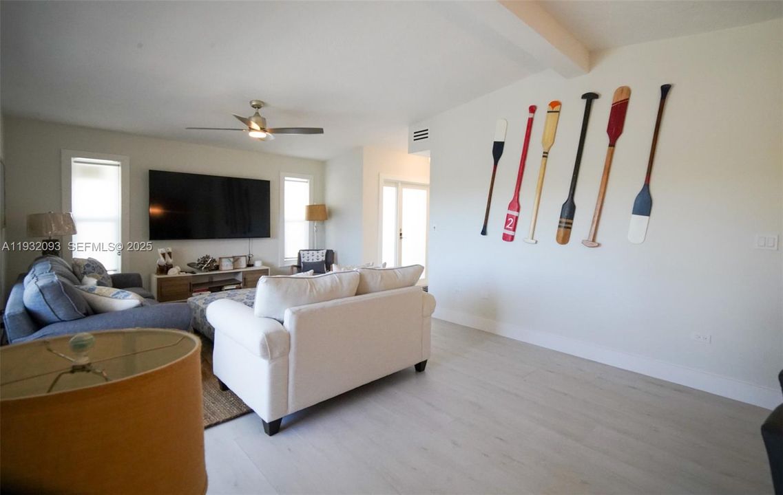 For Sale: $2,218,777 (2 beds, 2 baths, 1228 Square Feet)