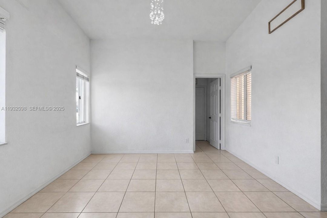 На продажу: $423,999 (3 спален, 2 ванн, 1854 Квадратных фут)