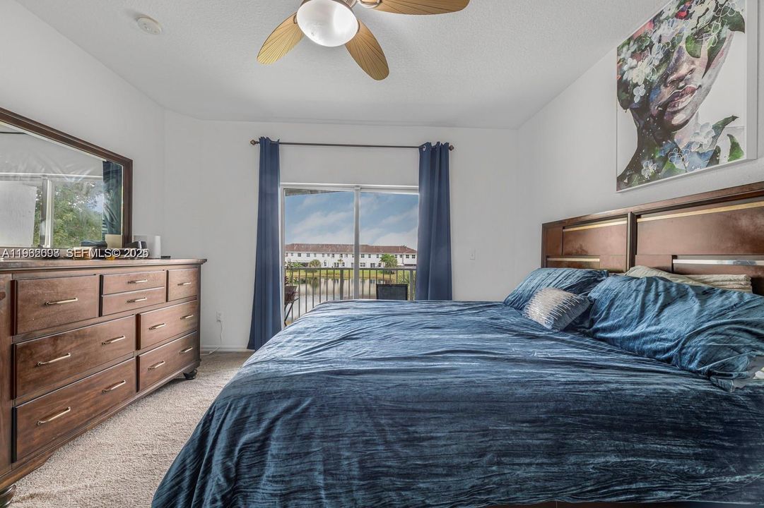 На продажу: $423,999 (3 спален, 2 ванн, 1854 Квадратных фут)