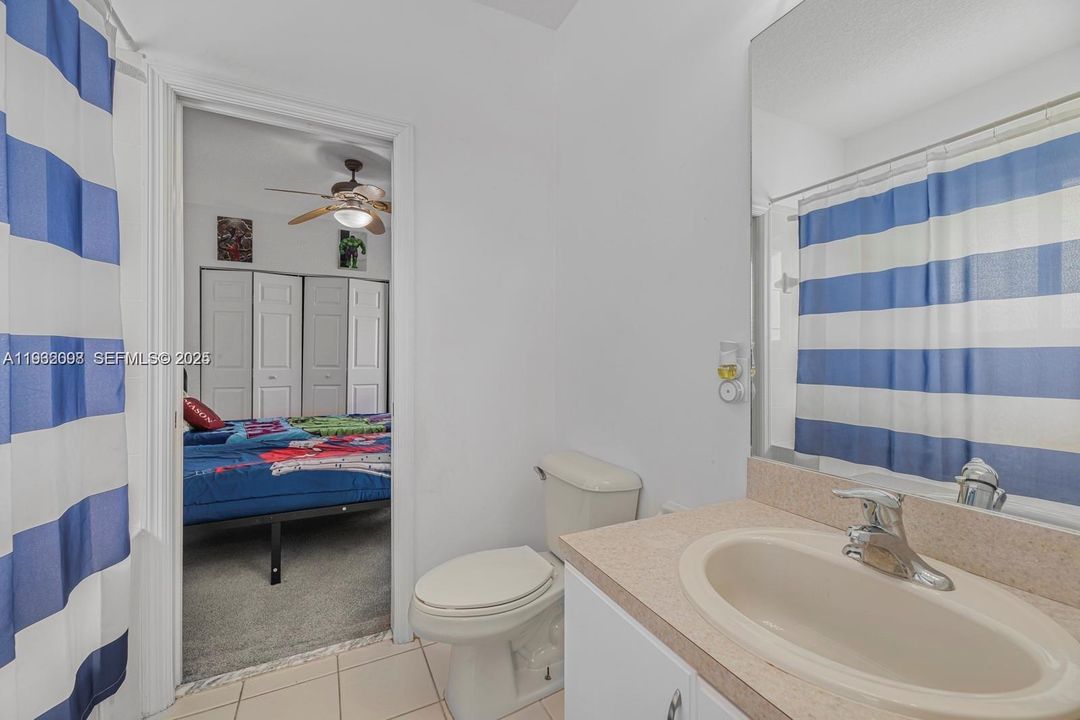 На продажу: $423,999 (3 спален, 2 ванн, 1854 Квадратных фут)