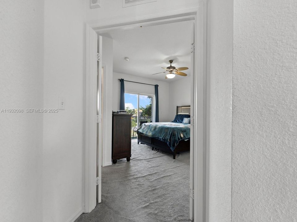 На продажу: $423,999 (3 спален, 2 ванн, 1854 Квадратных фут)