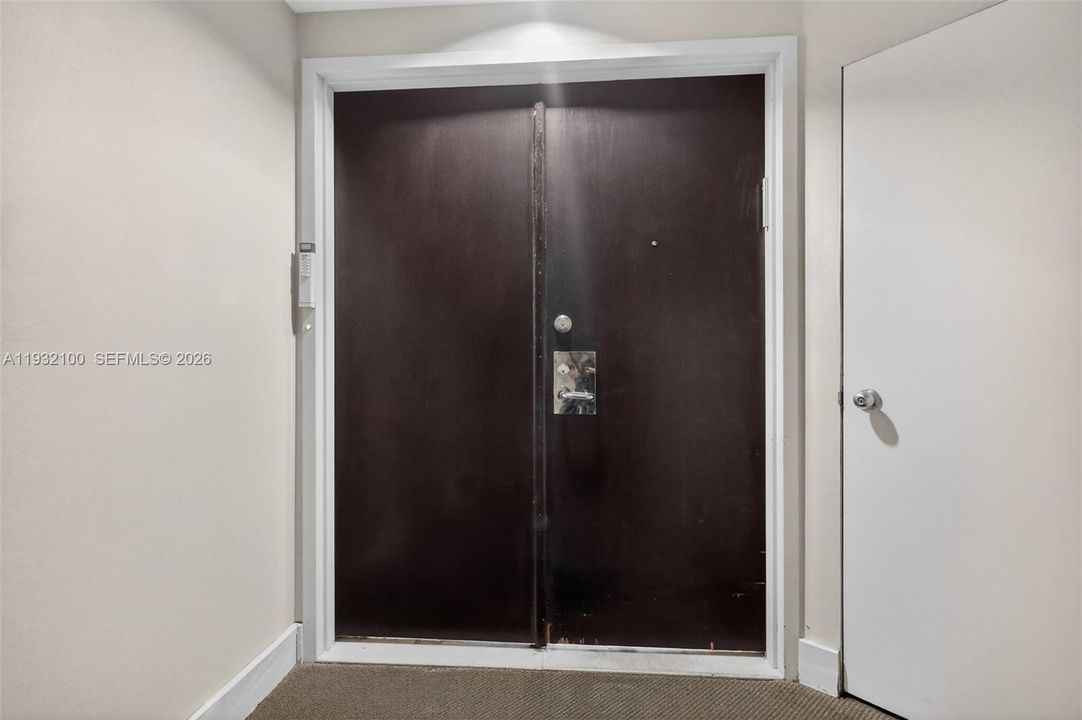 待售: $1,795,000 (3 贝兹, 2 浴室, 1880 平方英尺)