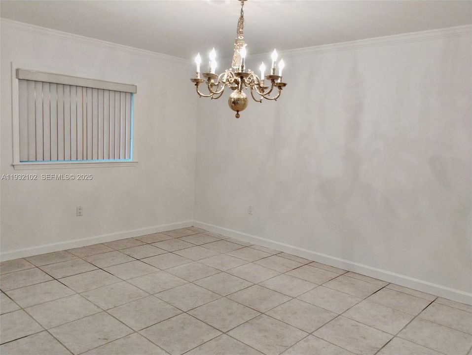 For Sale: $875,000 (3 beds, 2 baths, 2511 Square Feet)