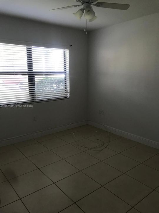 For Rent: $3,000 (3 beds, 2 baths, 1170 Square Feet)