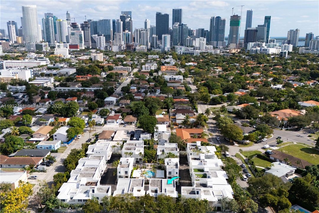 For Sale: $888,986 (3 beds, 3 baths, 2185 Square Feet)