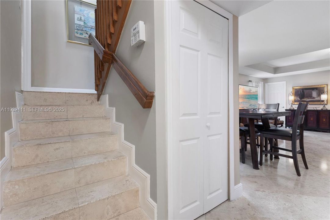 For Sale: $888,986 (3 beds, 3 baths, 2185 Square Feet)