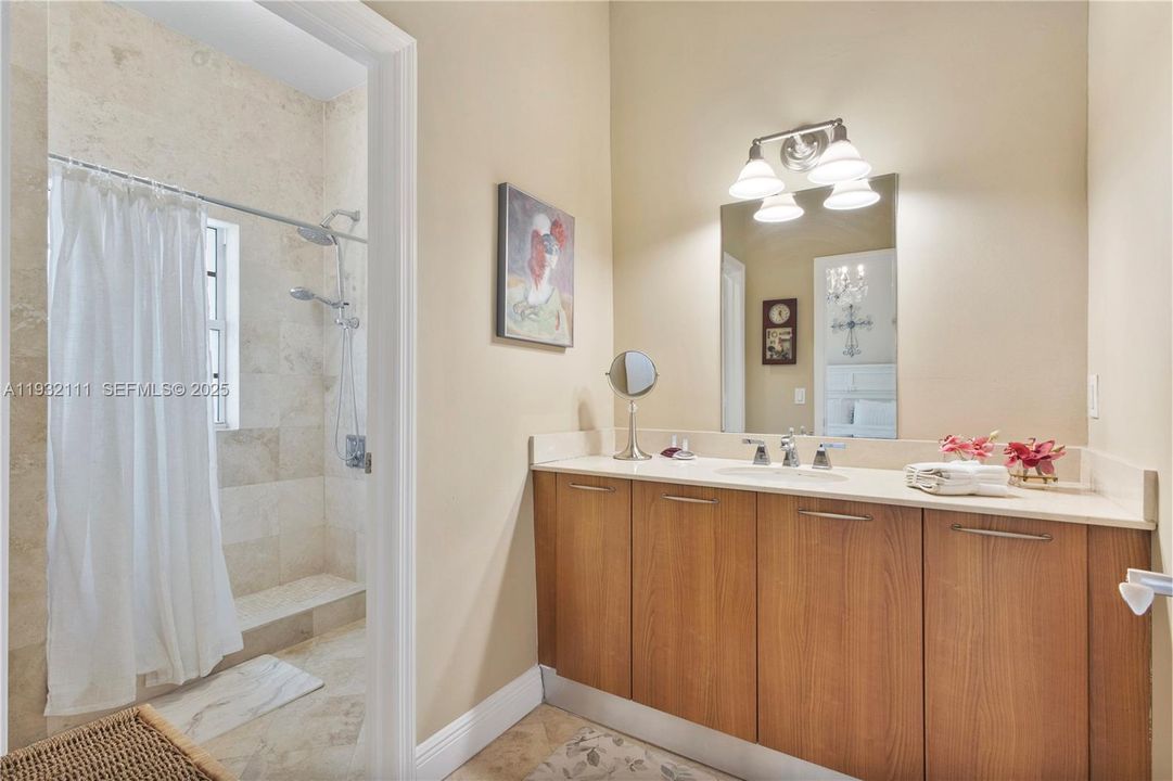 For Sale: $888,986 (3 beds, 3 baths, 2185 Square Feet)