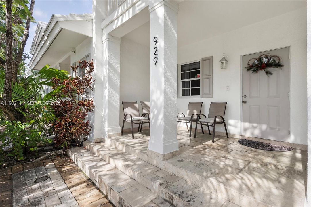 For Sale: $888,986 (3 beds, 3 baths, 2185 Square Feet)