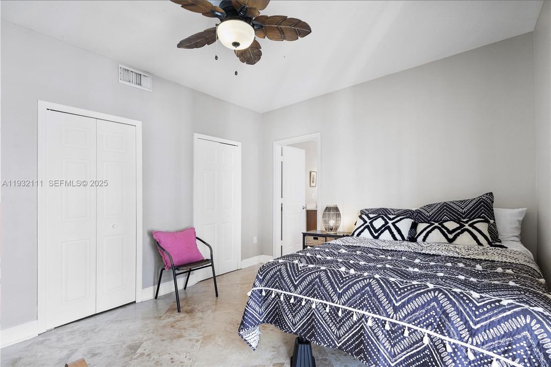 For Sale: $888,986 (3 beds, 3 baths, 2185 Square Feet)