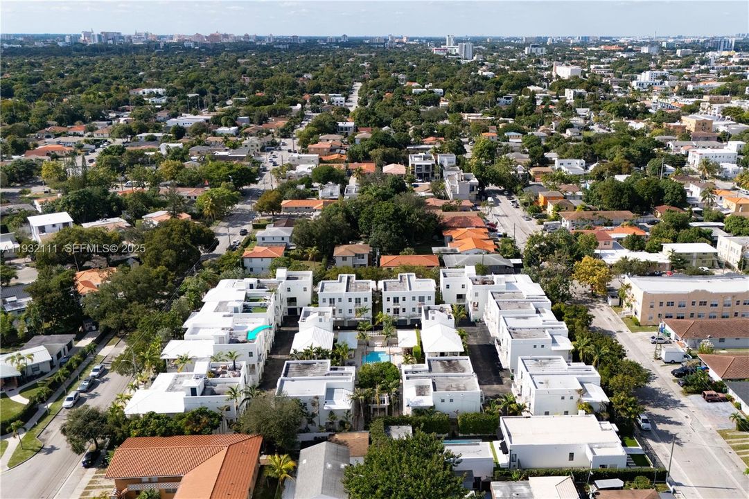 For Sale: $888,986 (3 beds, 3 baths, 2185 Square Feet)