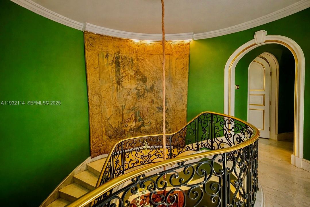 На продажу: $10,750,000 (12 спален, 5 ванн, 0 Квадратных фут)