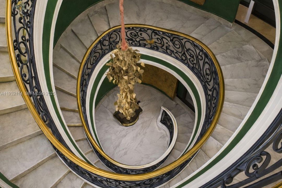 На продажу: $10,750,000 (12 спален, 5 ванн, 0 Квадратных фут)