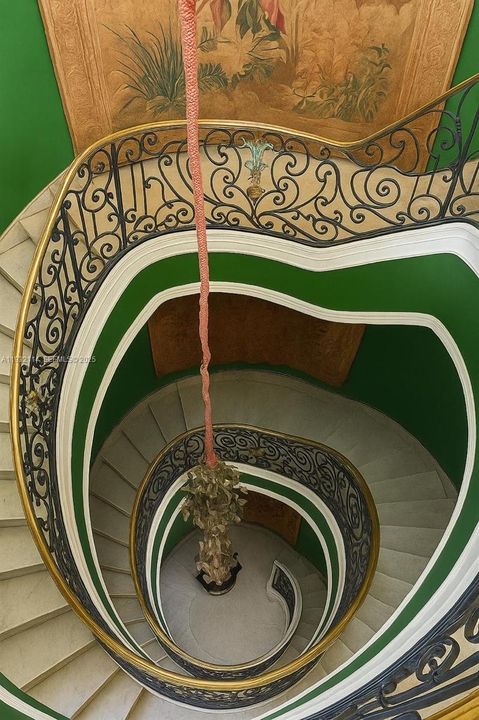 На продажу: $10,750,000 (12 спален, 5 ванн, 0 Квадратных фут)