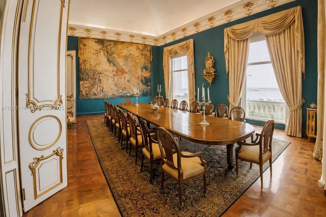 На продажу: $10,750,000 (12 спален, 5 ванн, 0 Квадратных фут)