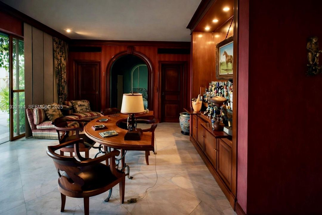 На продажу: $10,750,000 (12 спален, 5 ванн, 0 Квадратных фут)