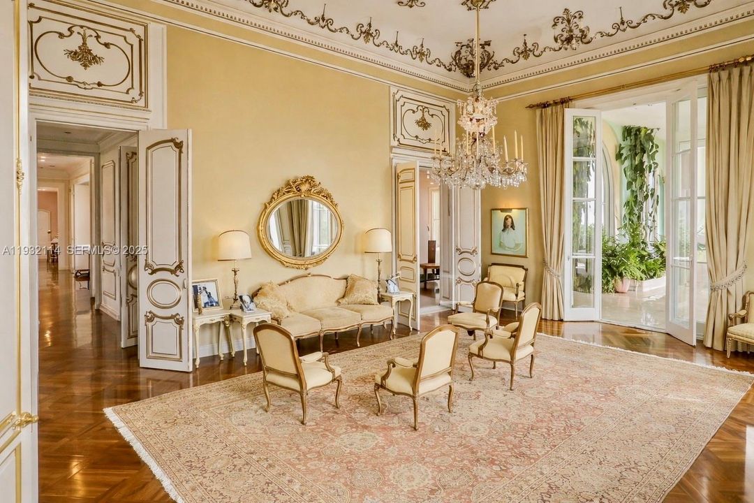 На продажу: $10,750,000 (12 спален, 5 ванн, 0 Квадратных фут)