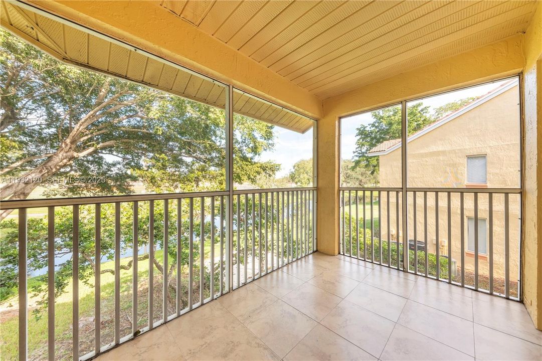 En Renta: $1,875 (2 camas, 2 baños, 1044 Pies cuadrados)