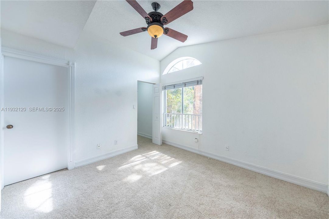 En Renta: $1,875 (2 camas, 2 baños, 1044 Pies cuadrados)