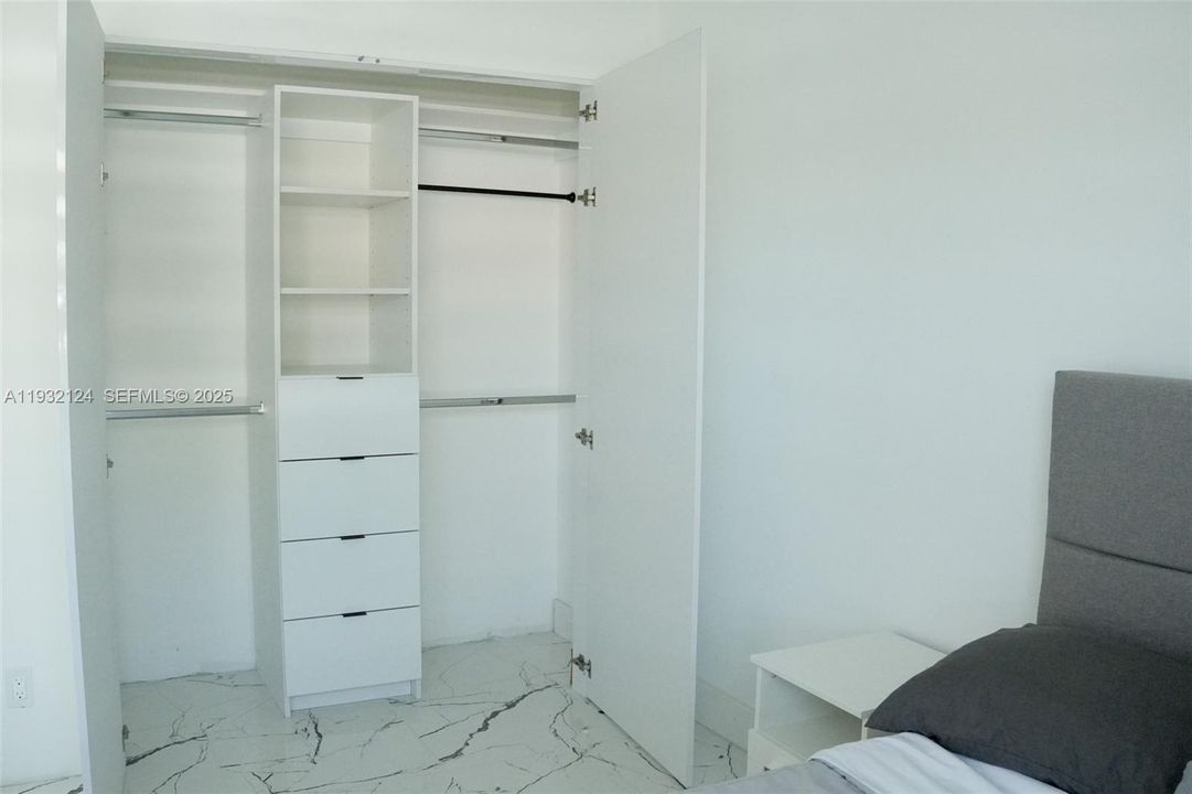 На продажу: $649,999 (4 спален, 3 ванн, 1480 Квадратных фут)