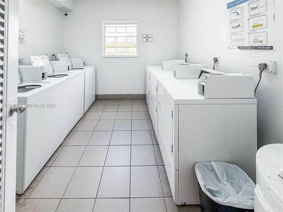 For Sale: $270,000 (2 beds, 2 baths, 1192 Square Feet)