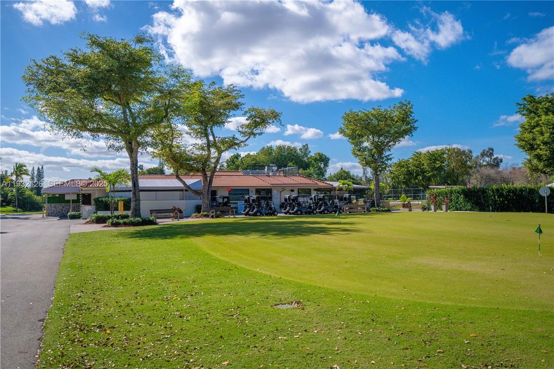 В аренду: $4,100 (3 спален, 2 ванн, 1712 Квадратных фут)