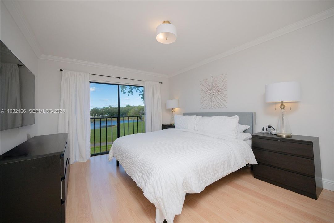 В аренду: $4,100 (3 спален, 2 ванн, 1712 Квадратных фут)