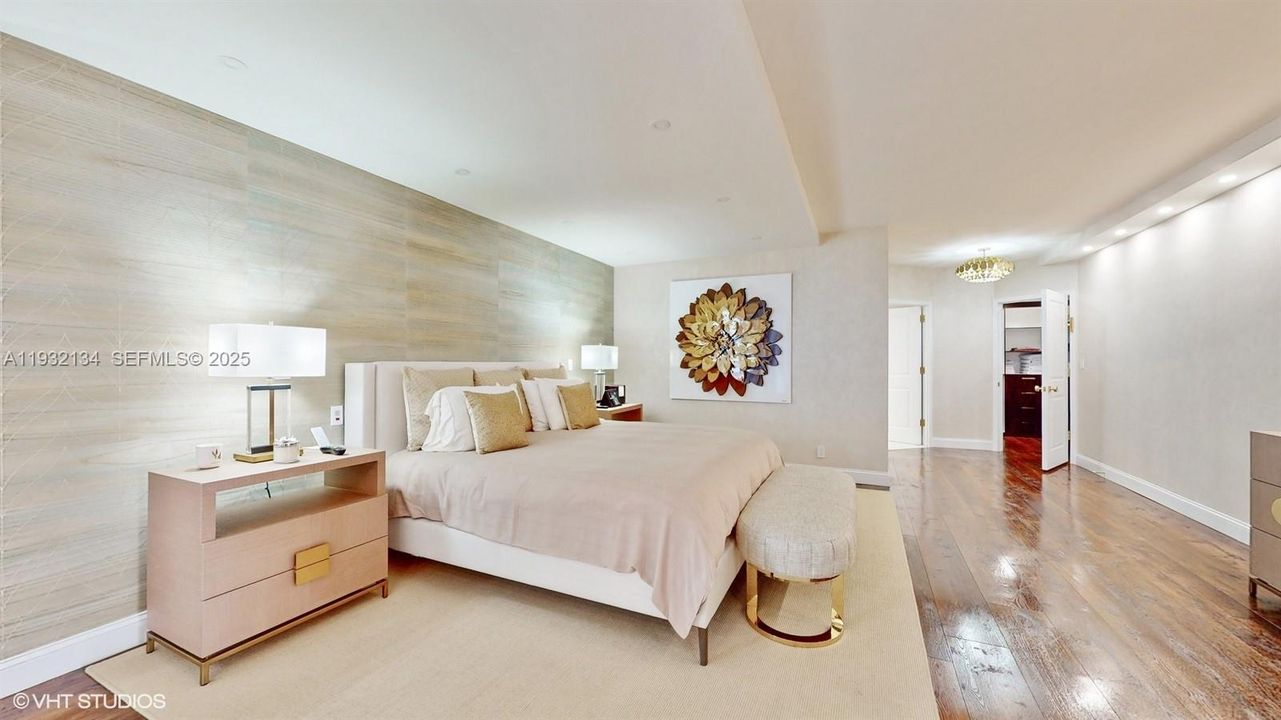 待售: $3,300,000 (4 贝兹, 3 浴室, 3300 平方英尺)