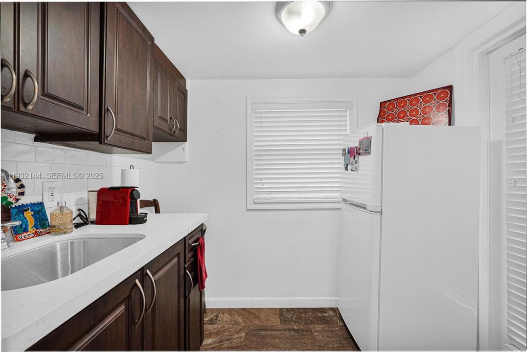 待售: $945,000 (3 贝兹, 3 浴室, 1463 平方英尺)