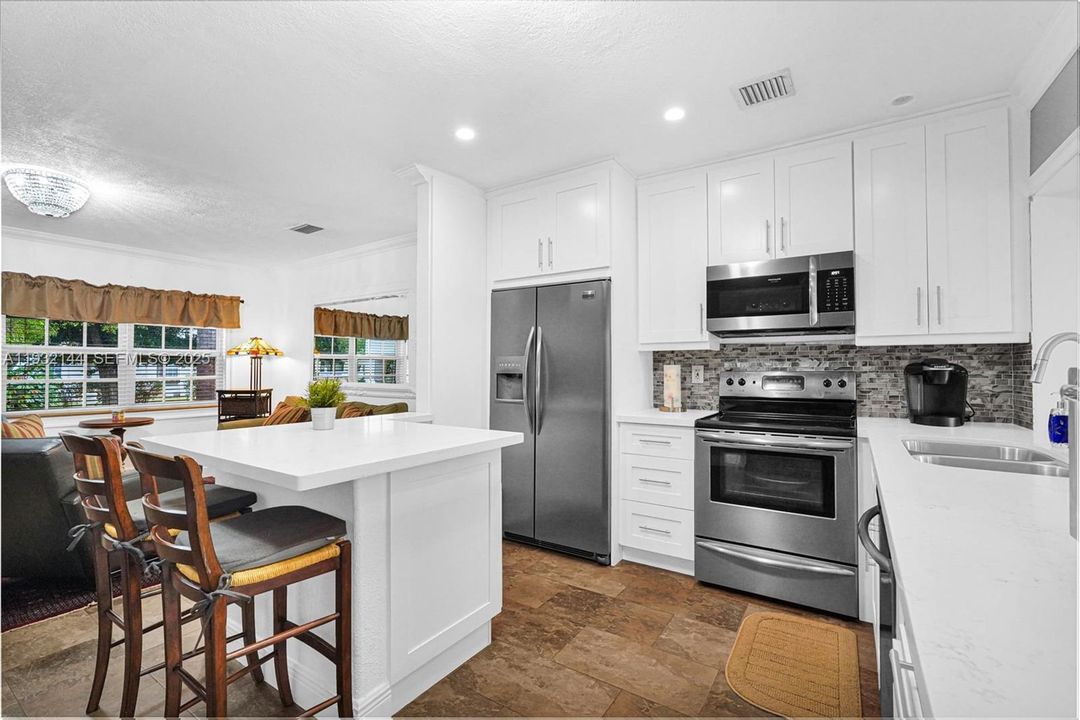 待售: $945,000 (3 贝兹, 3 浴室, 1463 平方英尺)