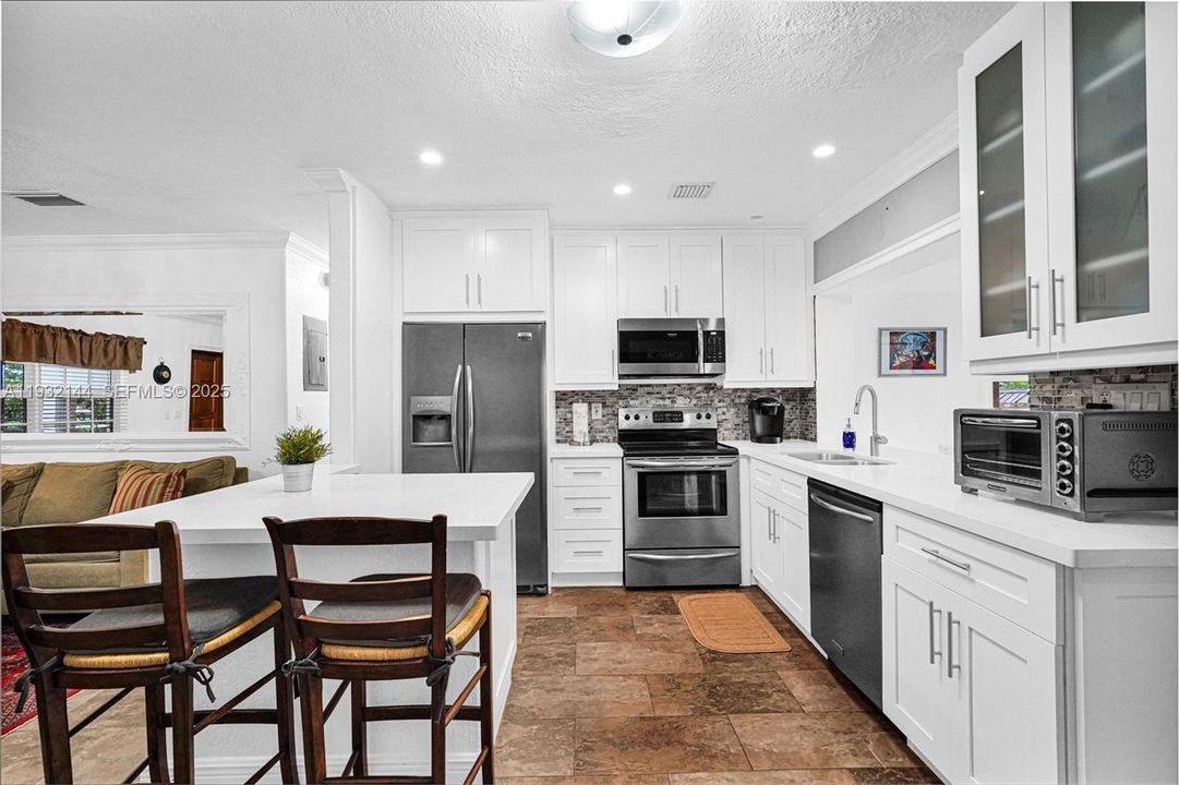 待售: $945,000 (3 贝兹, 3 浴室, 1463 平方英尺)