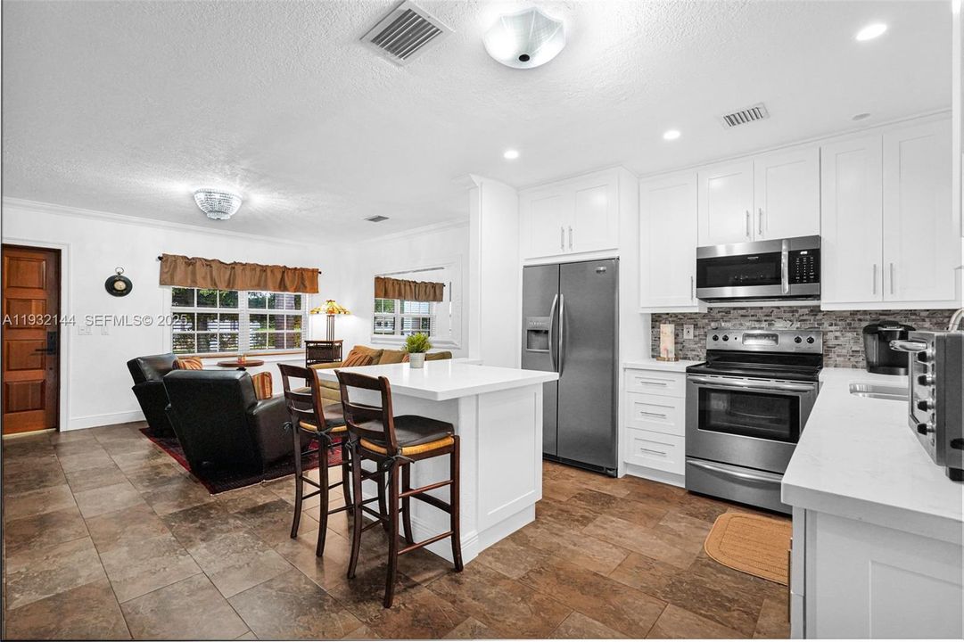 待售: $945,000 (3 贝兹, 3 浴室, 1463 平方英尺)