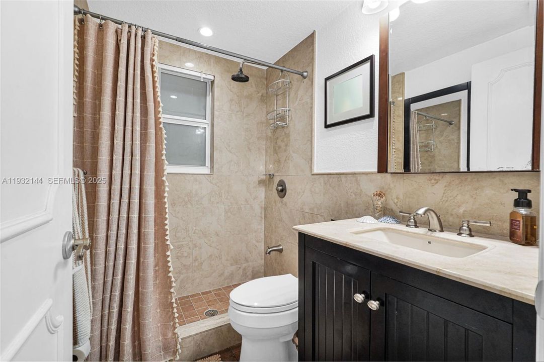 待售: $945,000 (3 贝兹, 3 浴室, 1463 平方英尺)