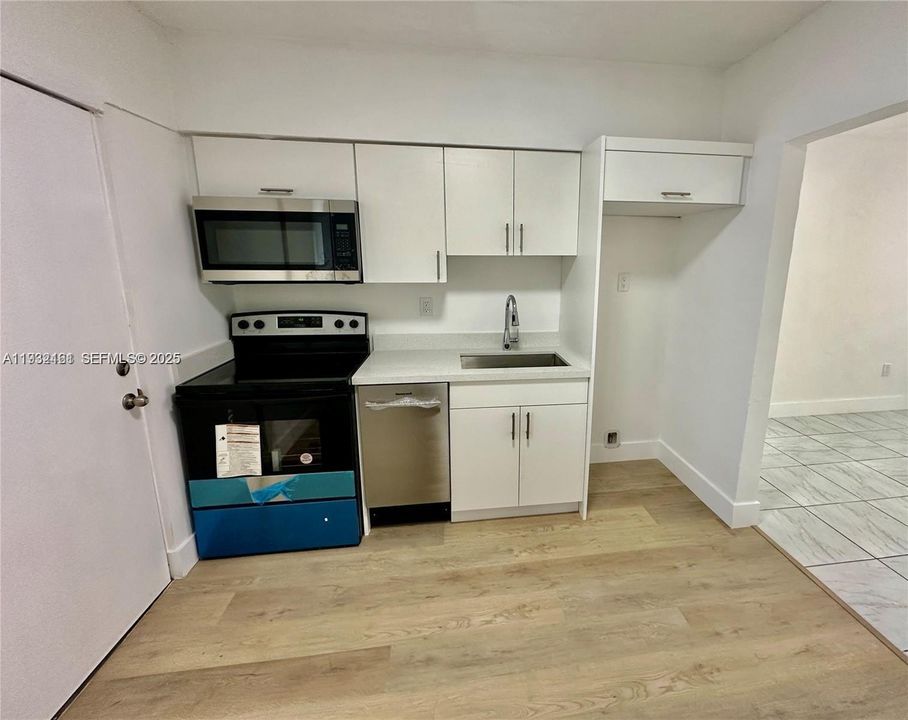 For Sale: $575,000 (0 beds, 0 baths, 1500 Square Feet)