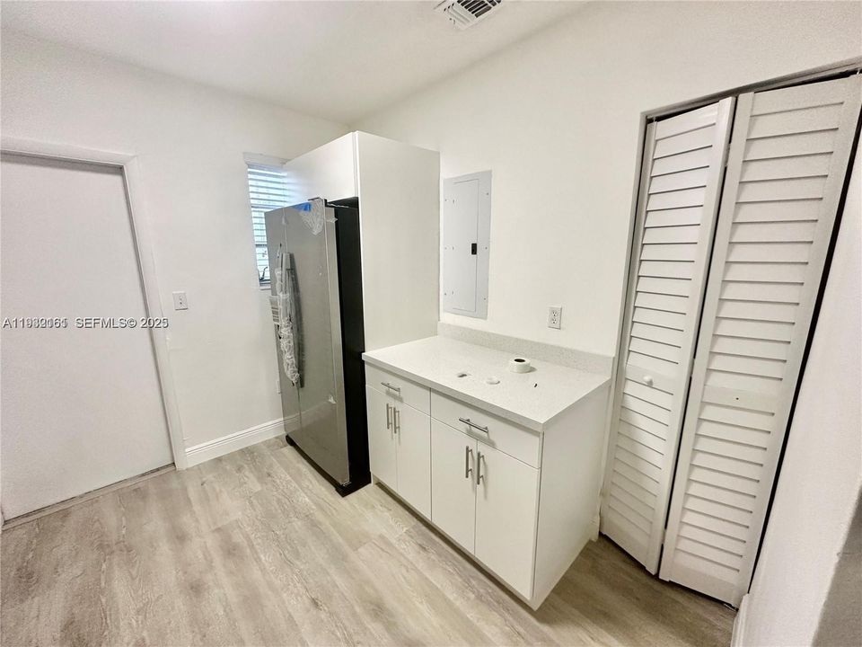 For Sale: $575,000 (0 beds, 0 baths, 1500 Square Feet)