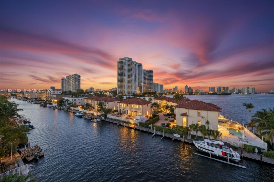 For Rent: $2,700 (1 beds, 1 baths, 837 Square Feet)